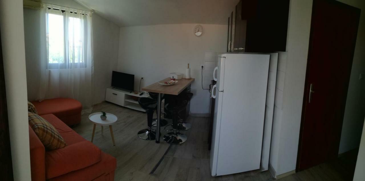 Apartman Zidak 维尔 外观 照片